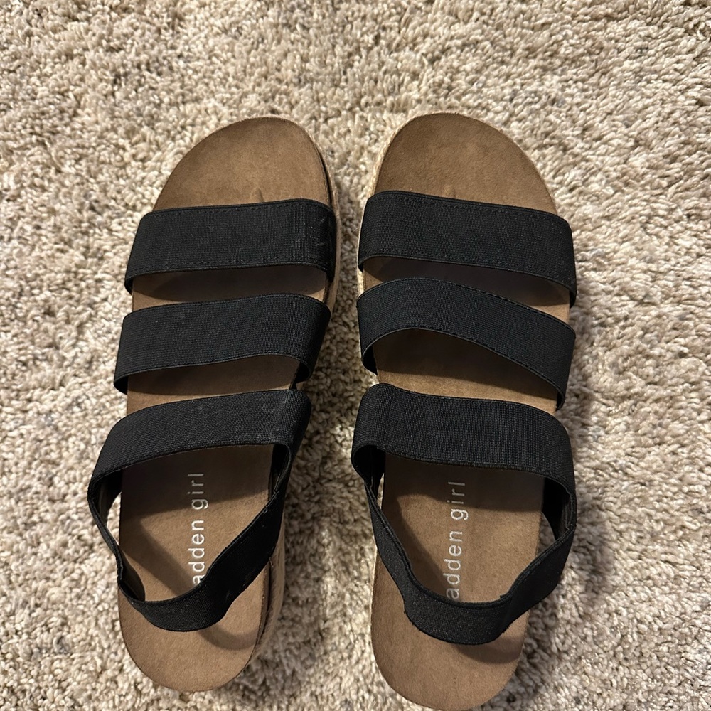 Madden Girl Black and Brown Sandals with Contoured Footbed